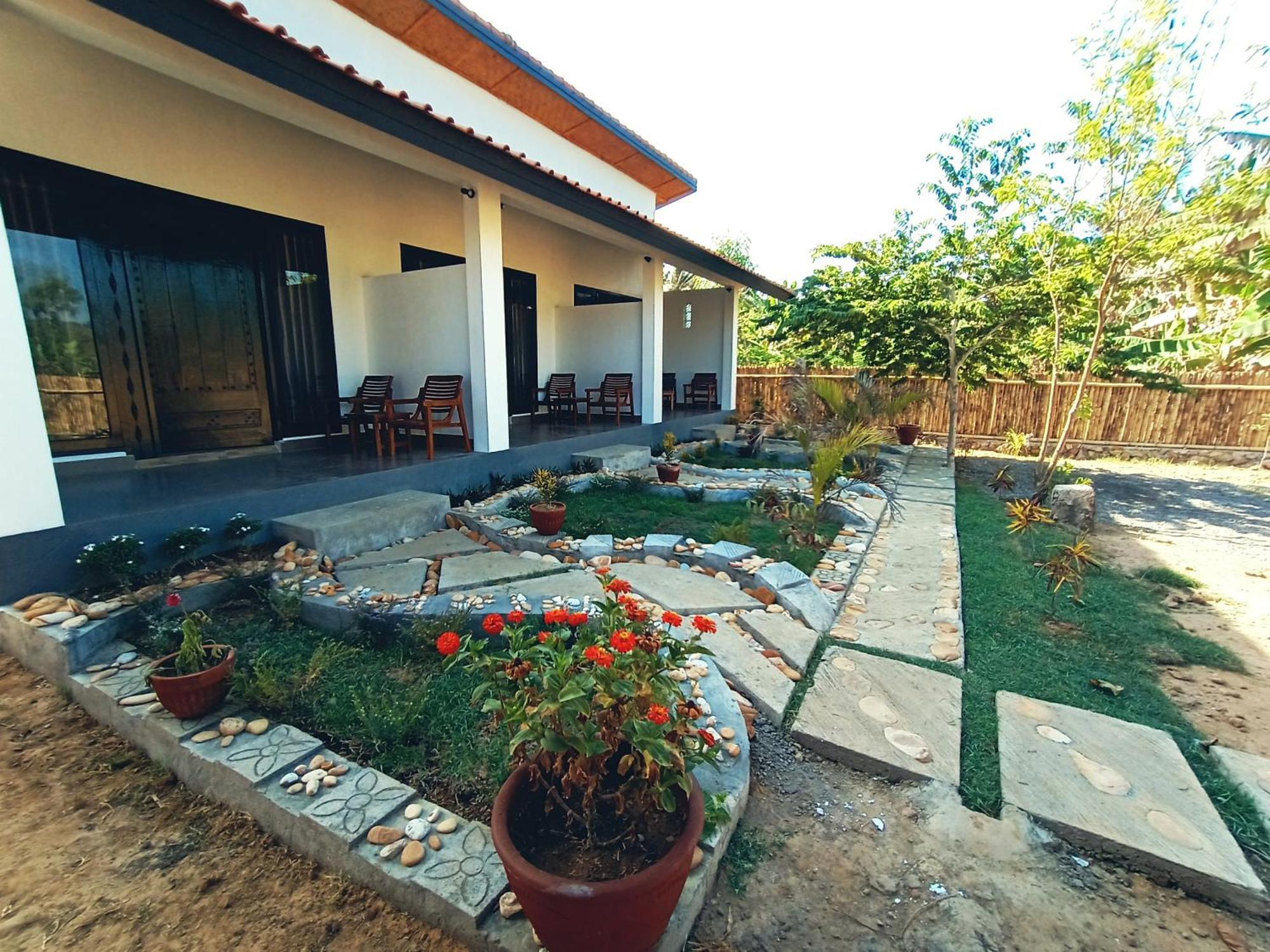 Barrel Homestay Areguling Kuta  Zimmer foto